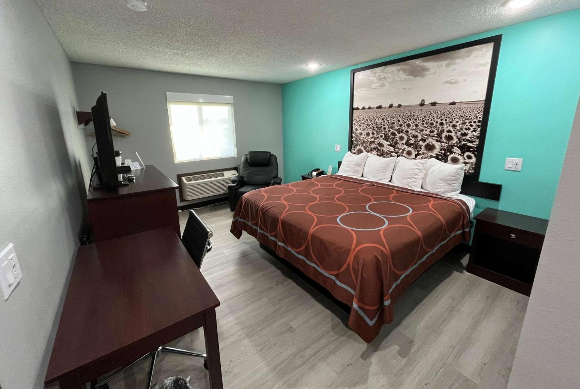 Motel Super 8 By Wyndham Emporia Extérieur photo